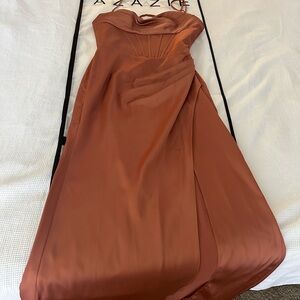 Like new, size A4, color Cedar Rose Satin, cleaned, no stains perfect condition.